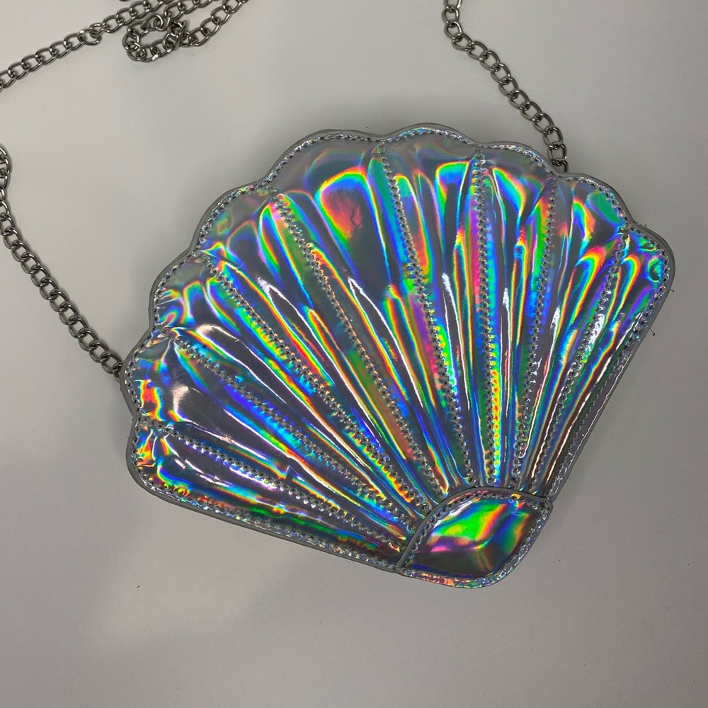 Bioworld - Silver Iridescent Sea Shell Purse